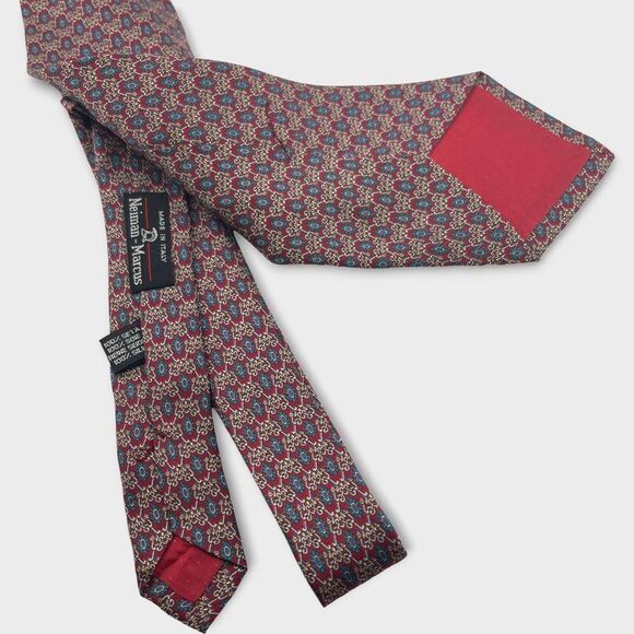 Neiman Marcus Silk Tie Burgundy and Aqua Medallion Pattern Handmade in Italy - Picture 6 of 11